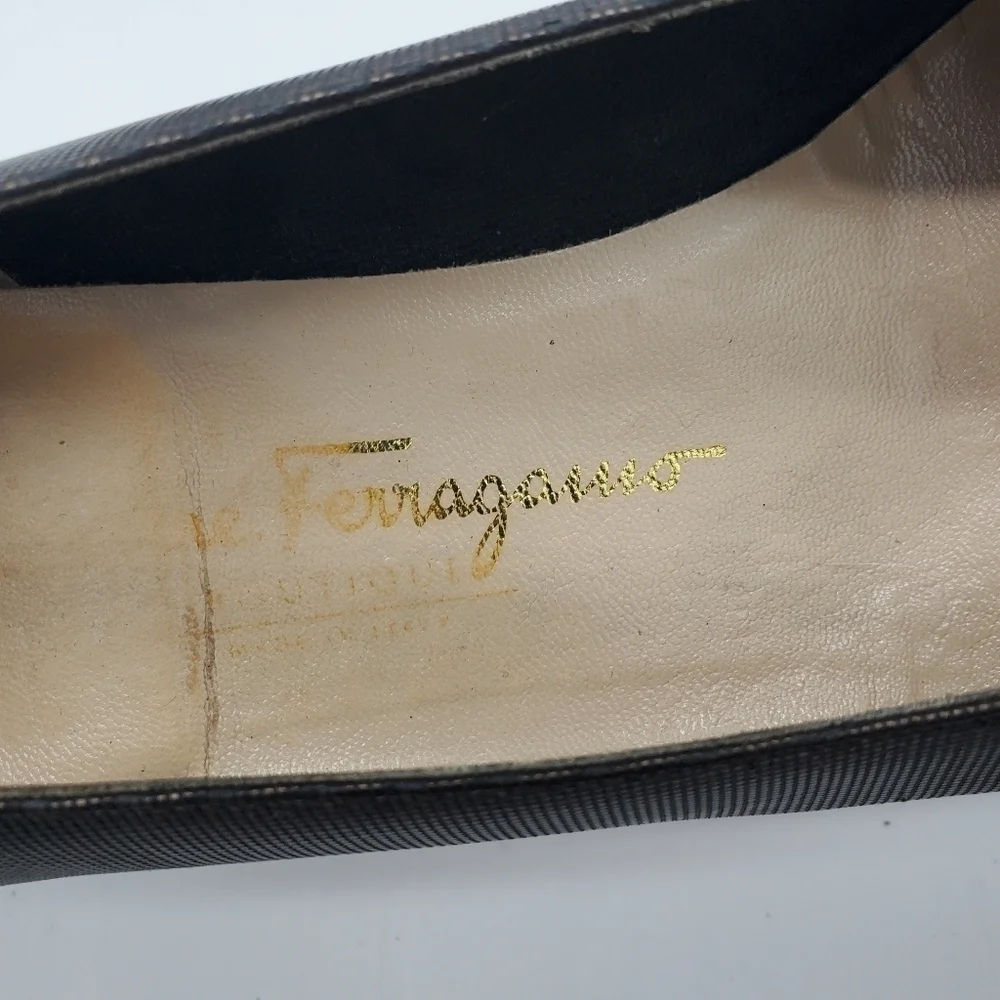 Salvatore Ferragamo Shoes Women's 8.5 B Boutique Luxury Slip-On Heels